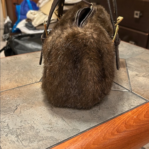 Pritzi Brown Faux Fur Women’s VINTAGE Handbag - Picture 16 of 16
